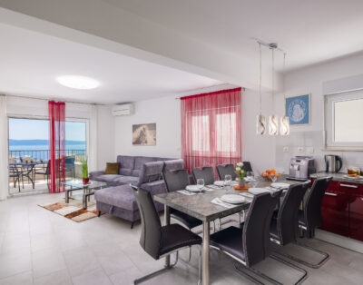 Adoria A2 – Sea View Apartment